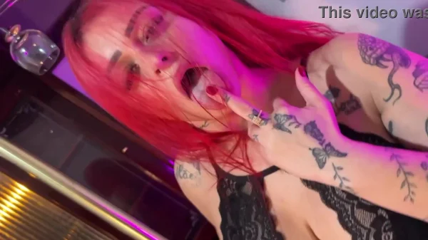 Gaúcha submissa levando rola com gosto